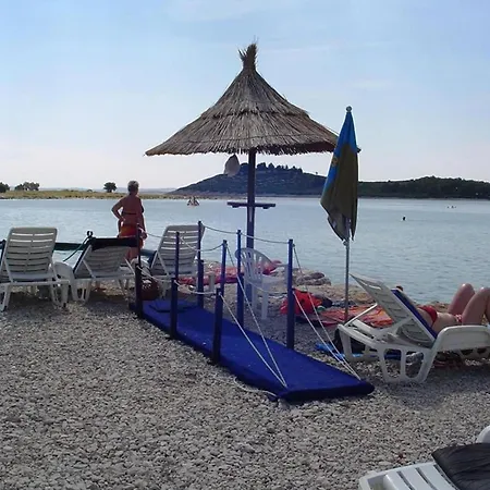 Apartmán A&n Pako Tane - Two Bedroom With Terrace A3 Pakoštane