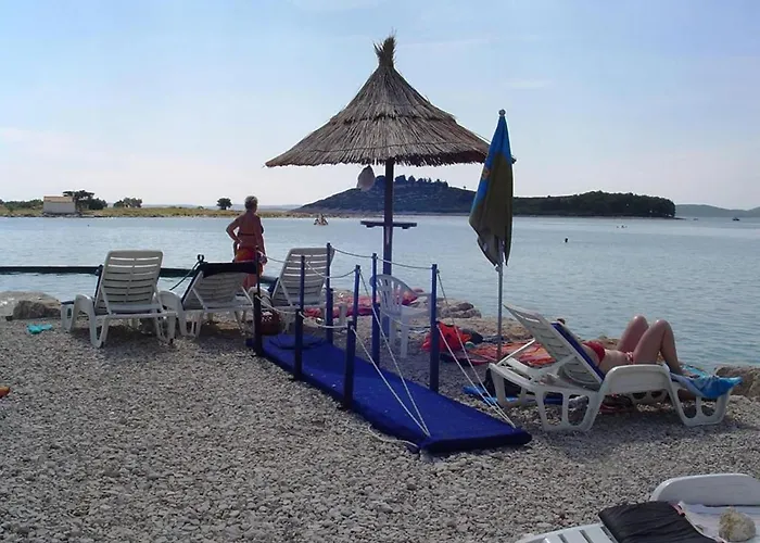 Apartman A&n Pako Tane - Two Bedroom With Terrace A3 Pakostane